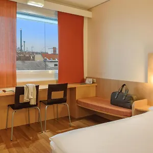 Ibis Messe Hotel
